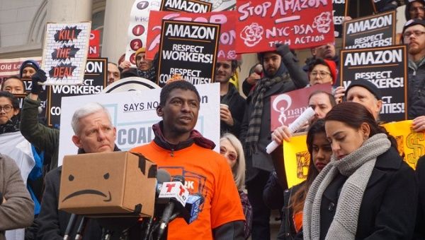 Photo from a rally in New York where Amazon workers are organizing a union