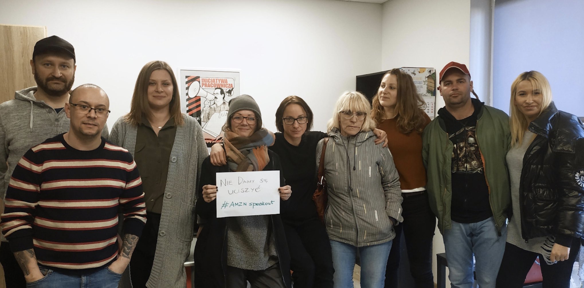Magda and Inicjatywa Pracownicza union members standing along with fellow Amazon workers throughout Europe against the company’s 2020 retaliation of corporate office workers organizing with Amazon Employees for Climate Justice. Magda and Inicjatywa Pracownicza union members standing along with fellow Amazon workers throughout Europe against the company’s 2020 retaliation of corporate office workers organizing with Amazon Employees for Climate Justice.